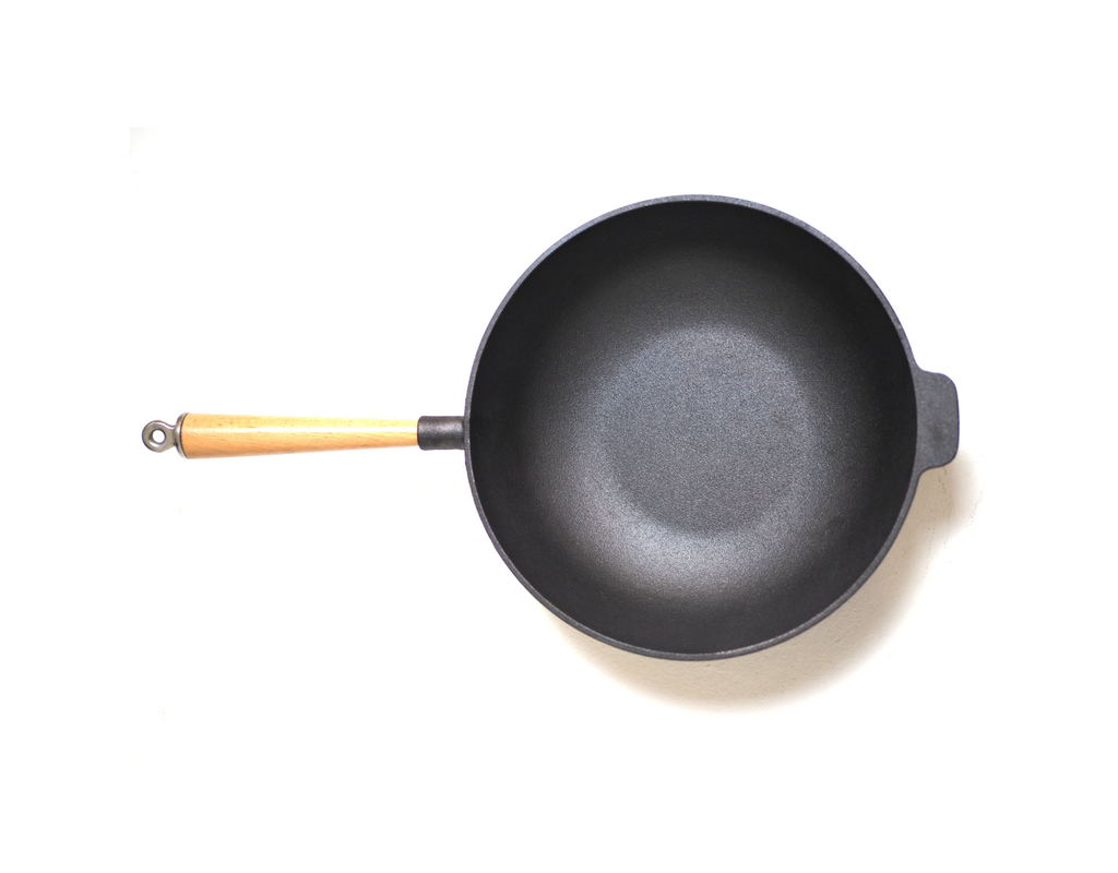 Carote Deep pan + High Quality cast iron Wok, Furniture & Home